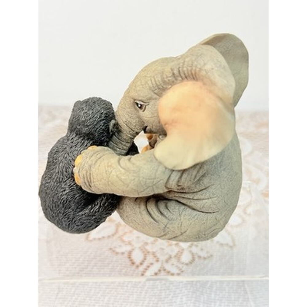Elephant Figurine "Don't Leave Me" Henry & Gorilla #0575 Made in China ©2001 - Picture 5 of 12
